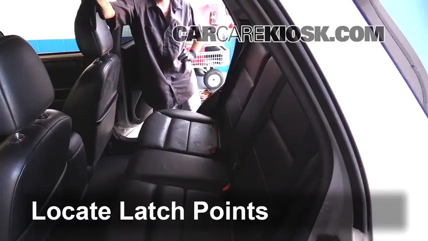 2005 Ford Escape Limited 3.0L V6 Car Seats Install